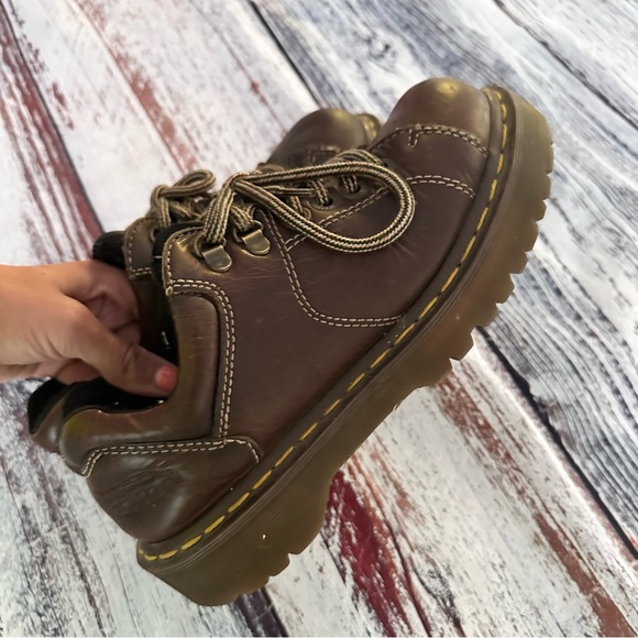 Vintage 90’s Dr. Marten’s 8312 Brown Leather Lace Up Chunky Shoes - Picture 4 of 10